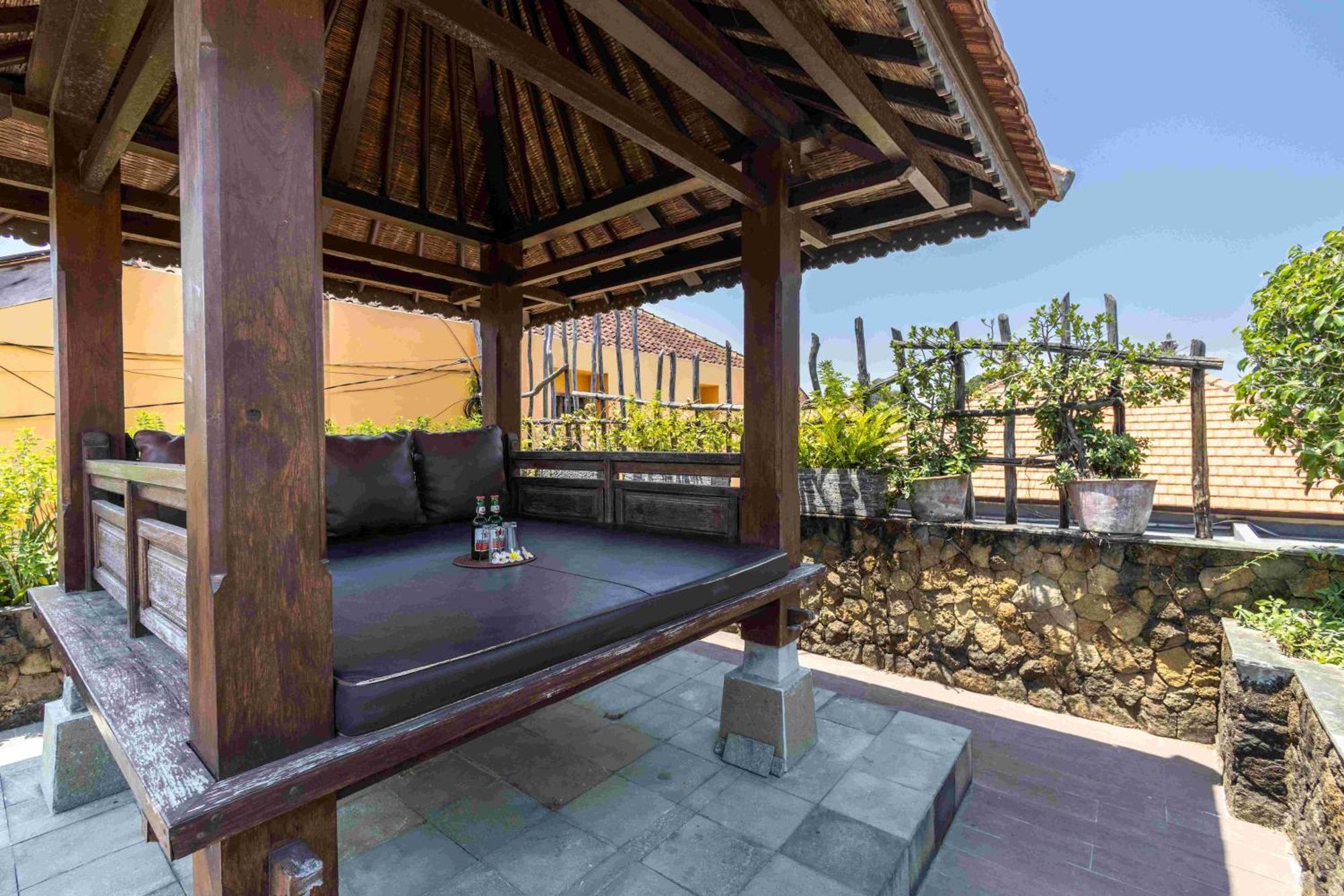 Villa Nesanur - Comfortable & Spacious Beachside Sanur Zewnętrze zdjęcie
