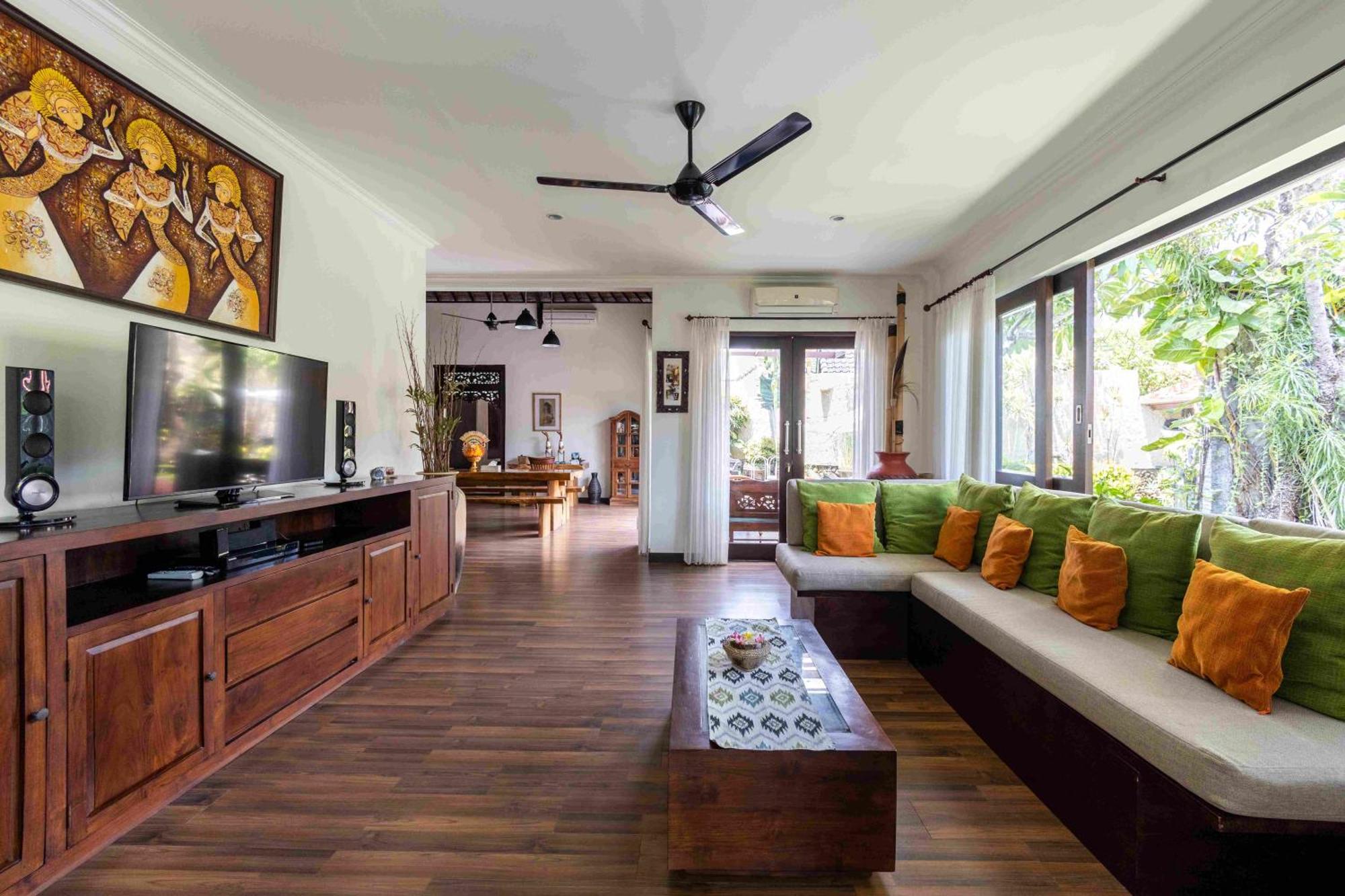 Villa Nesanur - Comfortable & Spacious Beachside Sanur Zewnętrze zdjęcie
