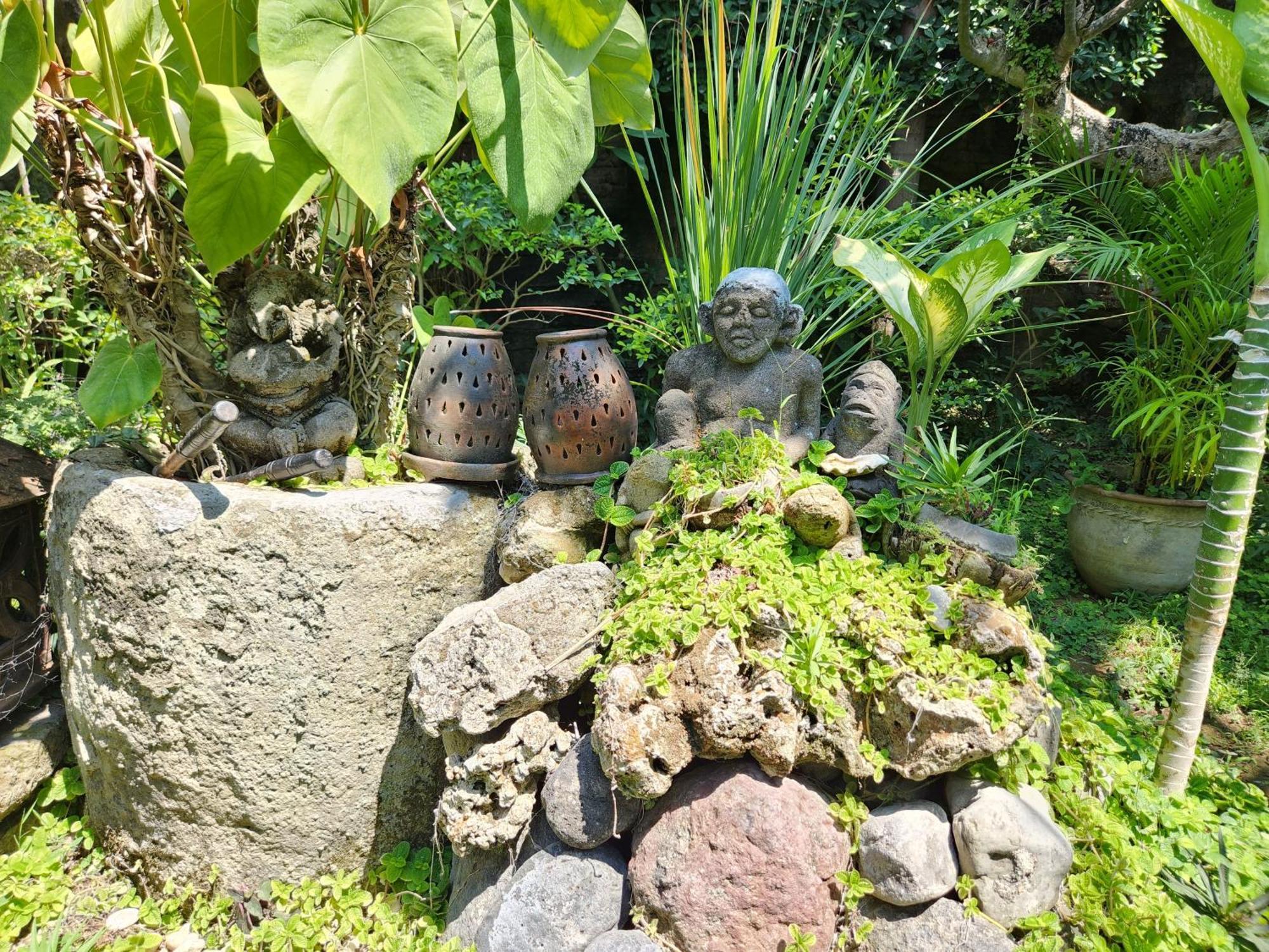 Villa Nesanur - Comfortable & Spacious Beachside Sanur Zewnętrze zdjęcie